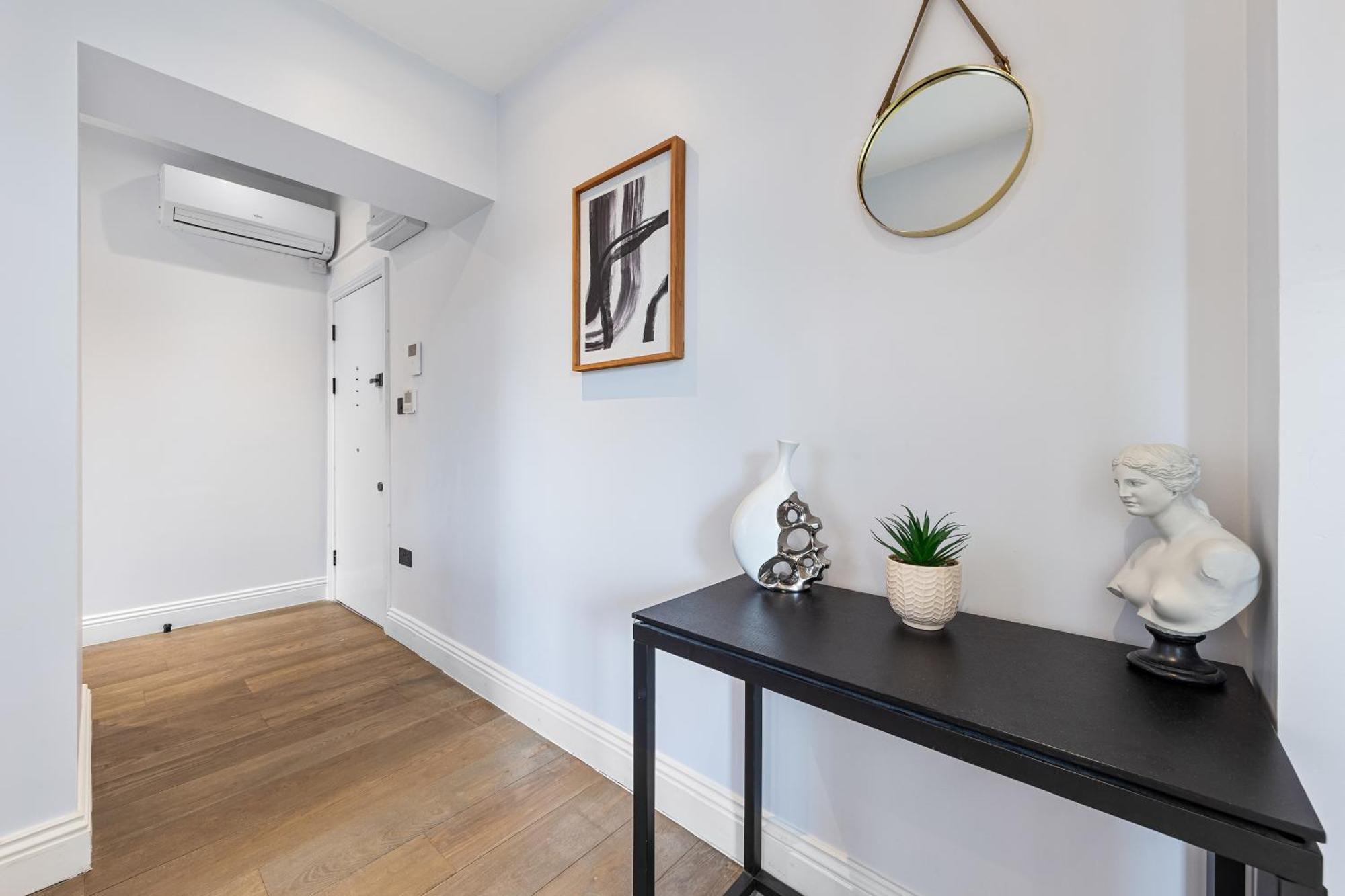 Stunning 1 Bedroom In Westminster With Ac Sleeps 4 London Bagian luar foto